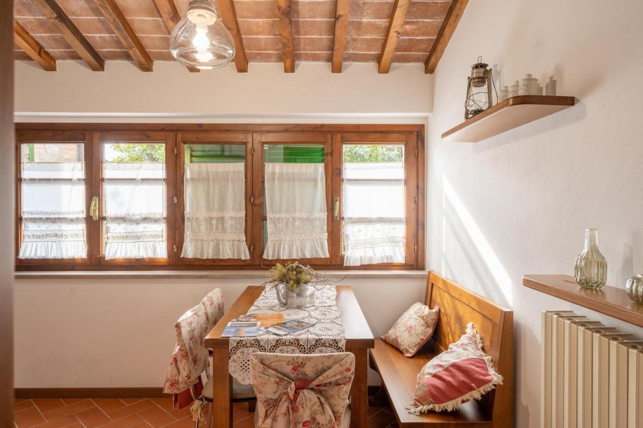 Lajatico Rentals - Casa Di Alice Nel Borgo 외부 사진